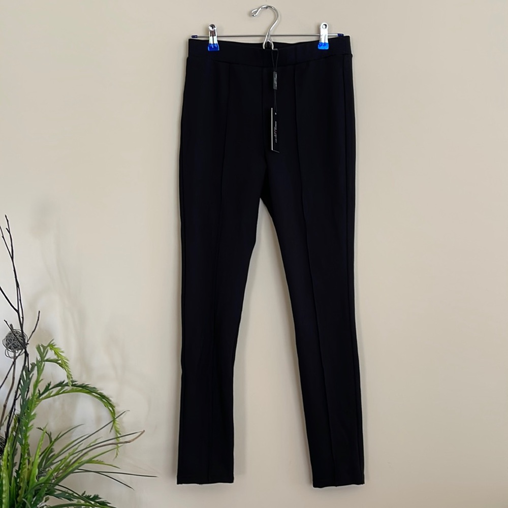 🏷 NWT | Romeo & Juliet Couture Black Ponte Leggings | Size Medium